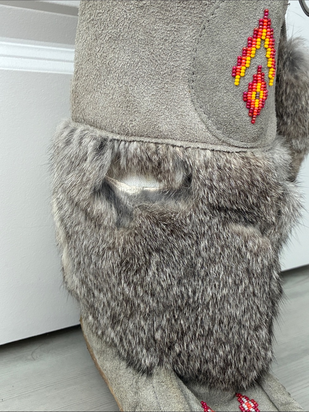 Authentic Inuit Made Mukluks - Grey Rabbit Fur - Picture 2 of 5